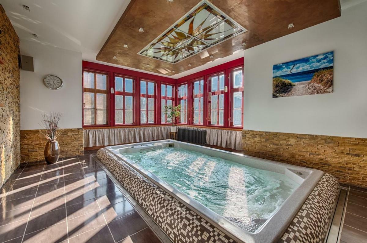 Hotel Zlaty Orel Ostravice Luaran gambar