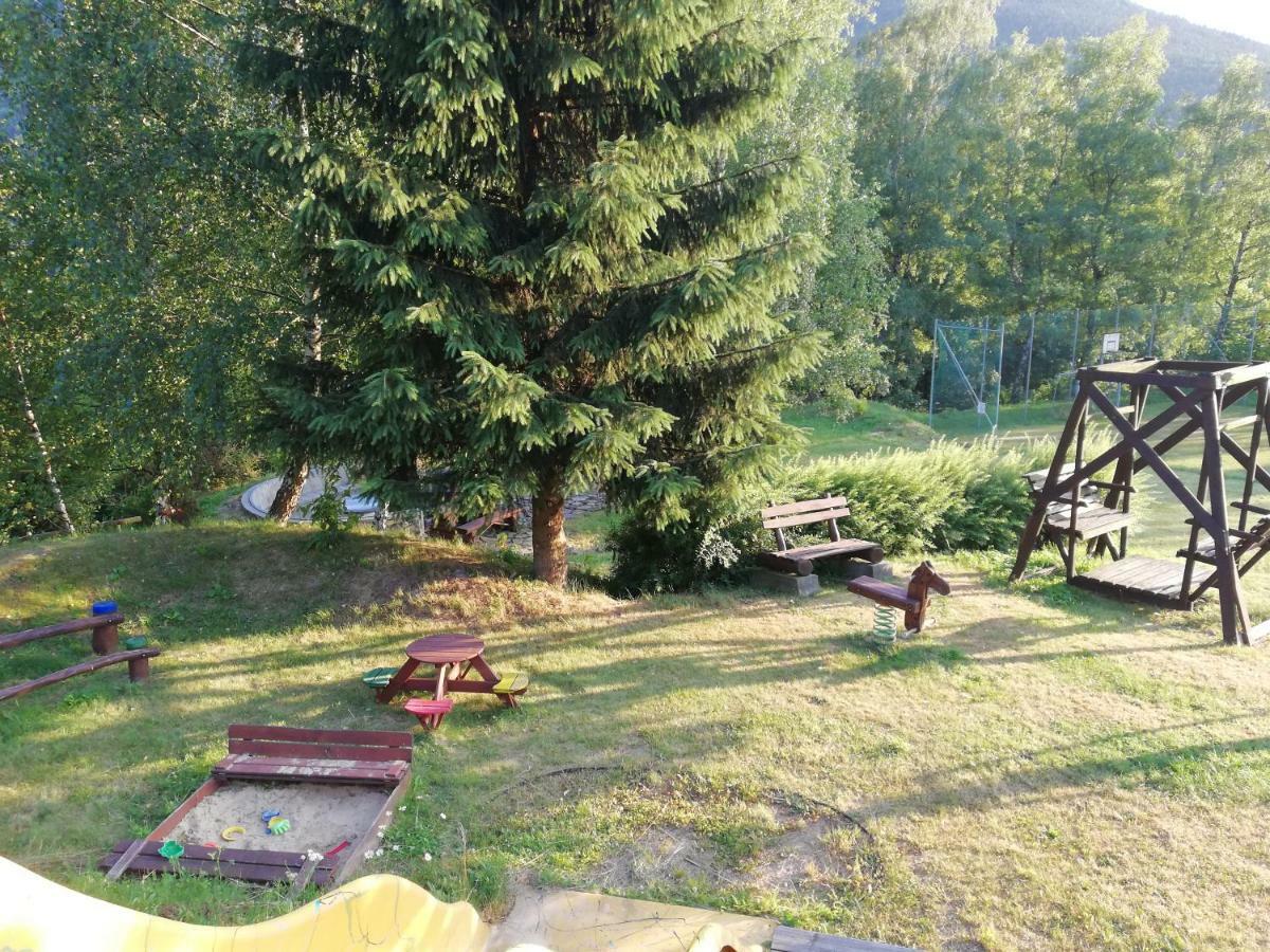 Hotel Zlaty Orel Ostravice Luaran gambar